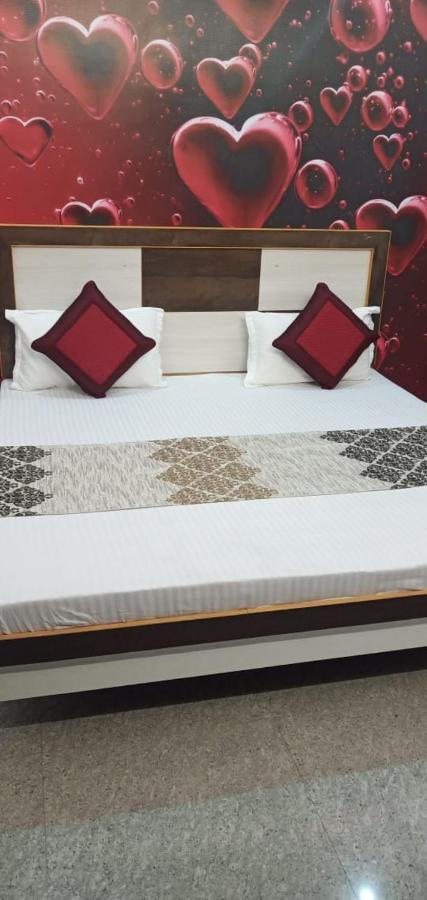 Branded Guest House Jalandhar Exterior foto